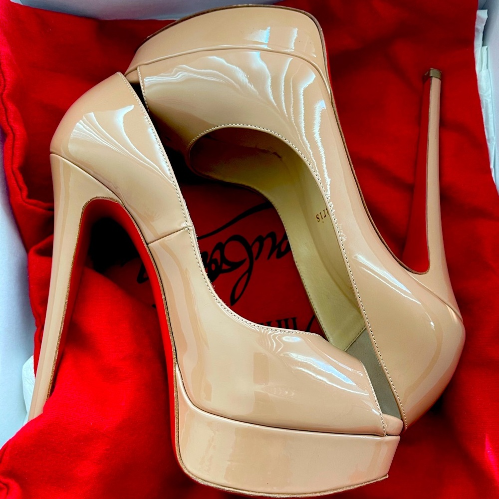 Christian Louboutin Size 37